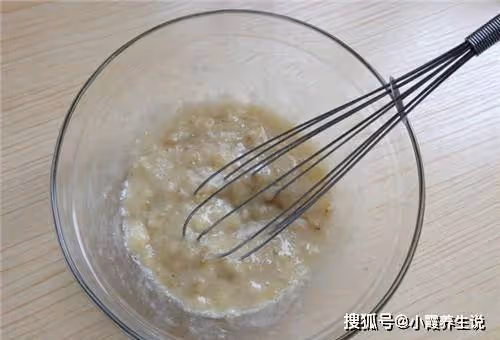 這菜10分鐘做好,香甜鬆軟,買根香蕉就能做,廚房新手也能學會~