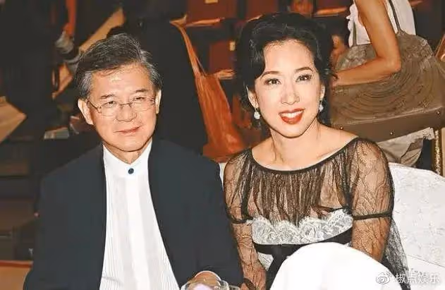 103歲杜莉君:坐擁600億資產,6個兒子都是大富豪,晚年卻不快樂