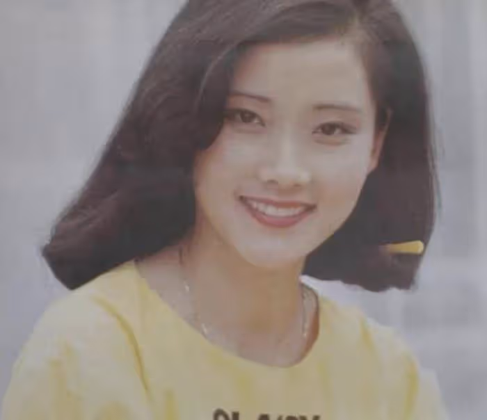 她是「姨太太」專業戶:因長得太美無人敢追,父親為她終身不娶