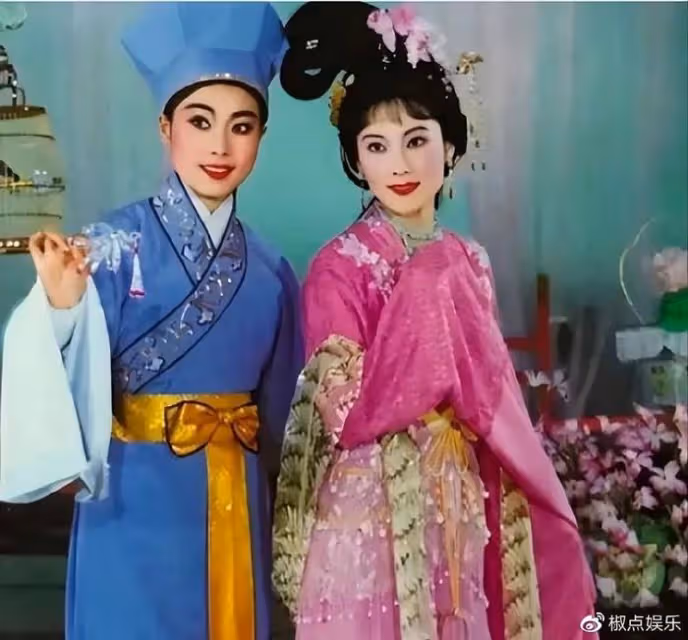 她是「姨太太」專業戶:因長得太美無人敢追,父親為她終身不娶