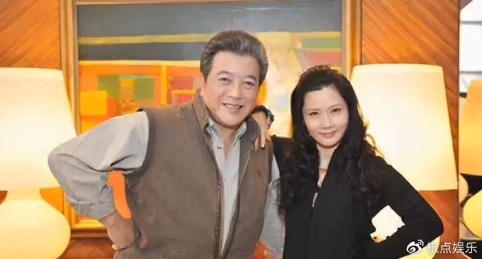 她是「姨太太」專業戶:因長得太美無人敢追,父親為她終身不娶