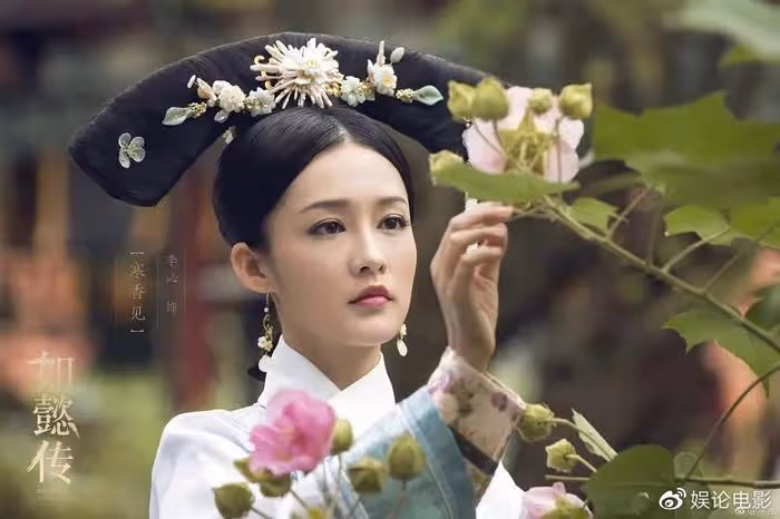 追了十二集,李沁在《夢中的那片海》戲份太少,被女配搶盡風光