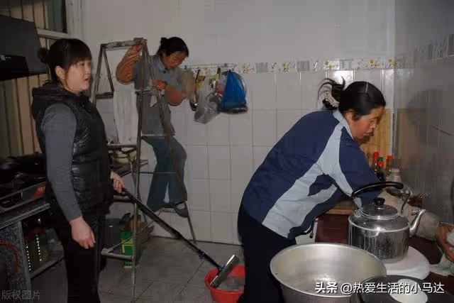 給有錢人和一般家庭做過保姆後，我才發現，兩者真正的差別在哪