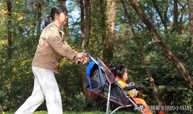 給有錢人和一般家庭做過保姆後，我才發現，兩者真正的差別在哪
