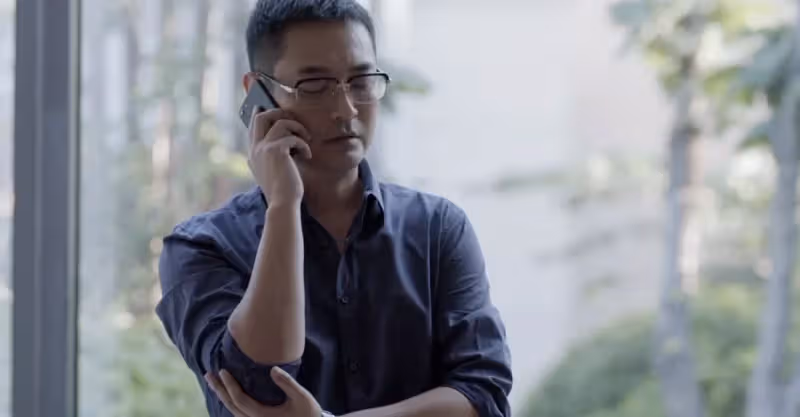 小舅子借五萬八年未還，如今岳母去世他就來還錢，我立馬攆走了他