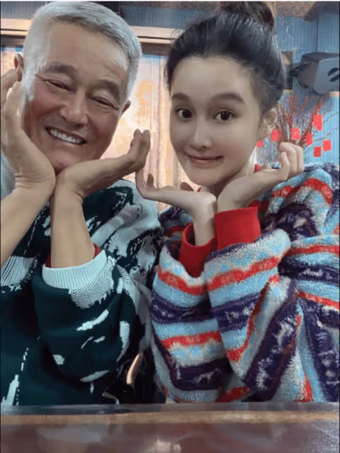 球球瀋陽答謝宴現場曝光,新郎獲岳母馬麗娟喂食,哥哥封超大紅包