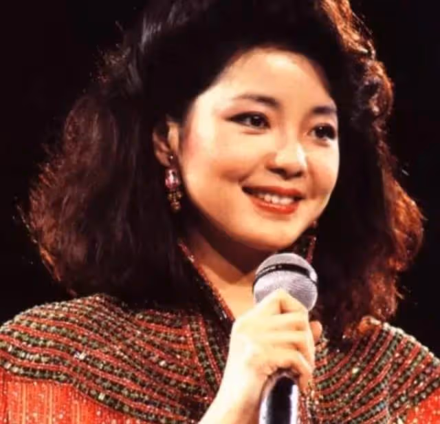 歌手鄧麗君:去世27年後,男友結婚生子,弟弟的堅持讓人淚目
