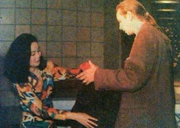 歌手鄧麗君:去世27年後,男友結婚生子,弟弟的堅持讓人淚目