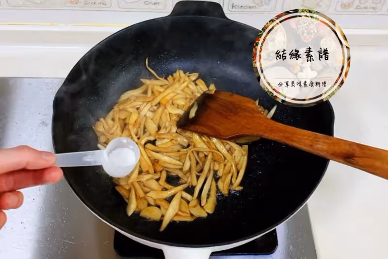 比肉還好吃【青椒手撕杏鮑菇素食譜】簡單易做❤️