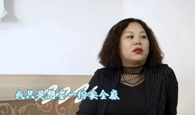 57歲阿姨風韻猶存,相親當天同居,第二天起床後:我還是太年輕