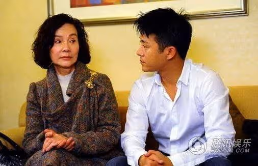 兒子讓我們去他家小住一週!短短3天內「鄰居就敲了4次門」 我仔細一聽「轉頭帶老伴回家」:再也不來了