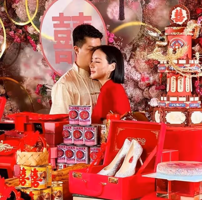 何猷君前女友林慧俐帶兒子見C羅，如今個人身價突破200億