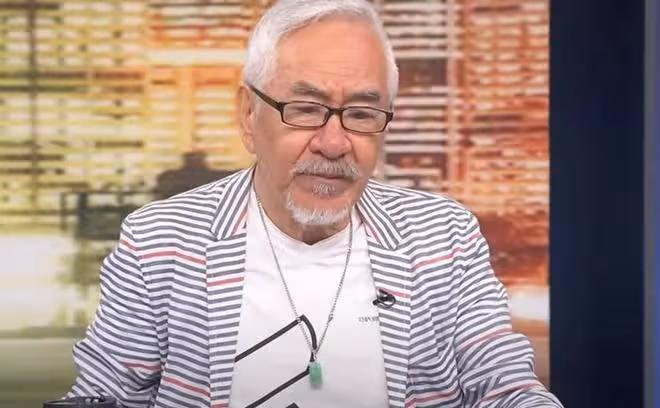 78歲歌王5年花掉1.6億,兒女因此讓其流落街頭自生自滅