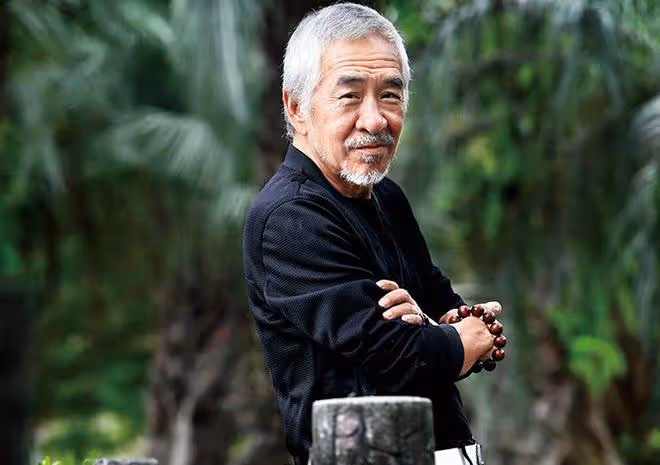 78歲歌王5年花掉1.6億,兒女因此讓其流落街頭自生自滅