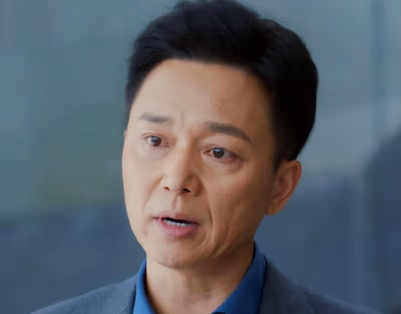 《張衛國》黃磊和劉奕君都是大腕了,而這個配角也是一位老牌男神