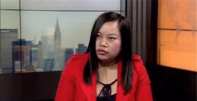 11年了, 曾揚言寧死美國也不回去的鳳姐,卻坦言:活得不如狗