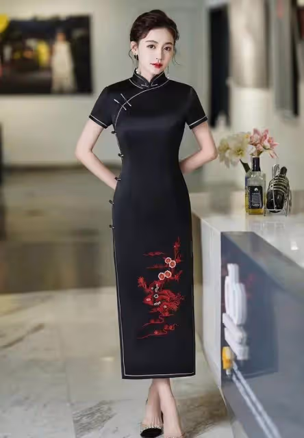 美麗和優雅往往是最初的意識，曼妙精緻之後，時間沉澱下來的美！