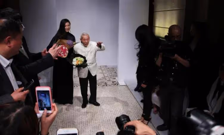 86年做5000多件旗袍，褚宏生：穿旗袍的人不能太瘦，會顯得無趣