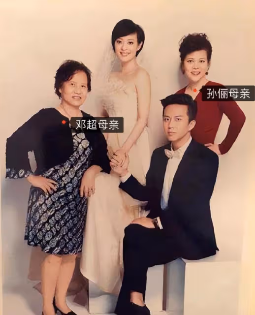 孫儷曬全家福慶祝結婚12周年,自曝帶娃是為修復童年,曾抗拒婚姻