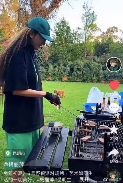 楊麗萍打破「不吃肉」禁忌,長指甲用筷子輕鬆自如,近照暴瘦引擔憂