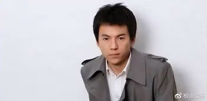 他和繼母親如姐弟,和多名女星關係曖昧:有錢真的可以為所欲為嗎?