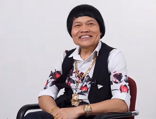 知名港星與前妻和解!離婚24年後澄清女方沒卷錢跑,一家開心團聚
