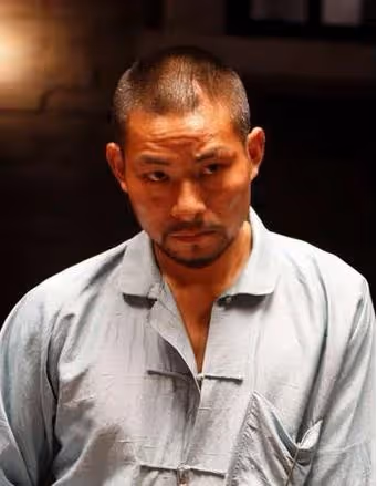 他當了「劉德華8年替身」,還娶到華仔「前女友」,如今翻身成影帝,被稱為「最成功替身」!
