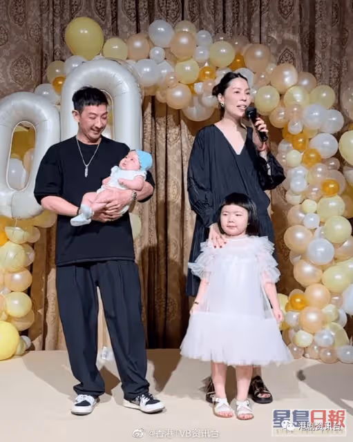 Lucy濃妝紅唇現身細妹Sucy百日宴!壓軸跳開花舞颱風強勁