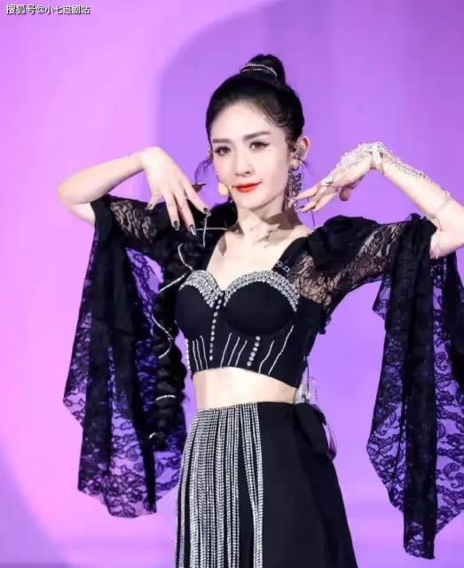 浪姐四公路透：小美青鳥高音太秀，謝娜崩潰大哭，賈靜雯夢回趙敏
