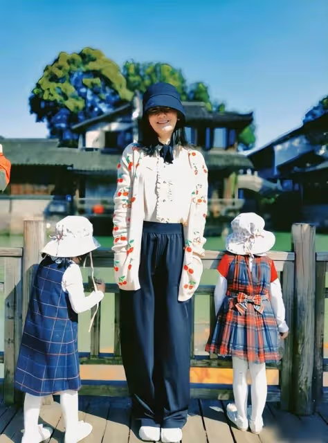 張傑六一曬雙胞胎女兒,跳俏一個愛說一個愛唱,各自遺傳爸媽特長