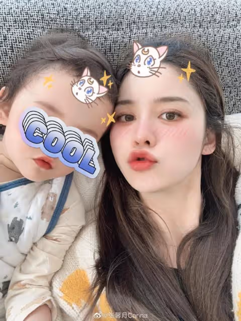 林峯愛女反覆發燒四天,張馨月熬夜照顧女兒,曬格格發燒照好心疼