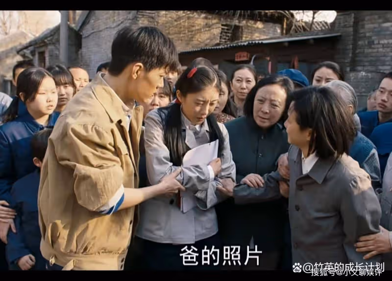 《夢中的那片海》替肖春生擋刀的賀紅玲,她曾抵抗全世界來愛他