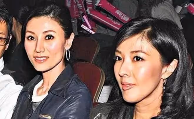 李嘉欣姐姐身價猛漲，61歲姐妹合影展現瑰麗容顏，不同凡響