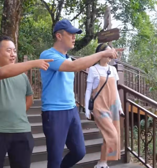 李亞鵬以1.8個億承包普洱茶第一村茶樹遭村民拒絕，生氣帶隊離場