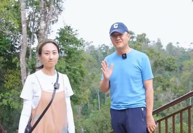 李亞鵬以1.8個億承包普洱茶第一村茶樹遭村民拒絕，生氣帶隊離場