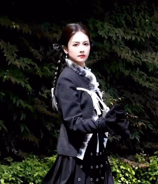 白鹿Angelababy不和風波升級，恩怨越扒越多，連於正都出手了！