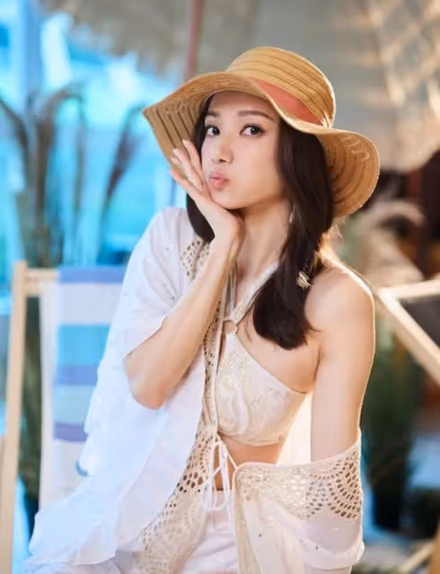 驚喜！TVB前女星空降對手台當節目評委，離巢近兩年今轉型做歌手