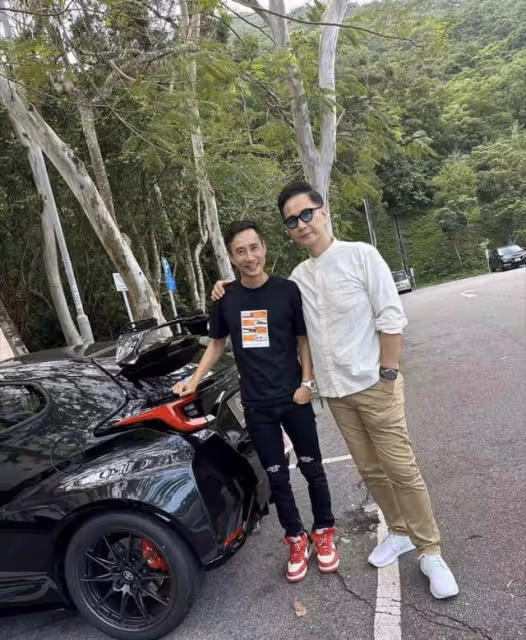 TVB老戲骨現身亞視周年台慶!曝與女友將完婚,兩人相差三十幾歲