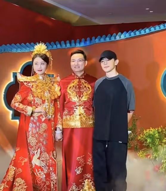 來自新娘的分享:結婚請來了鄧倫,你們的白月光男神!