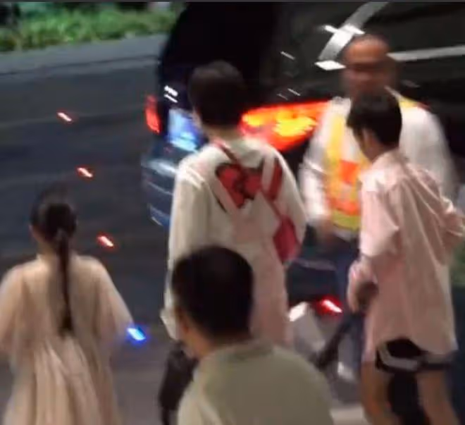 孫儷慶祝和鄧超結婚十二周年,回憶過去點滴,希望與鄧超長長久久