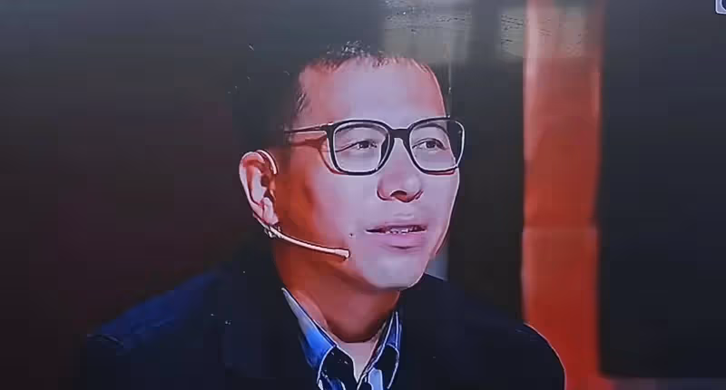 青年導演郝傑,是個不聽話的孩子,你的不自知,到底是誰的不自知