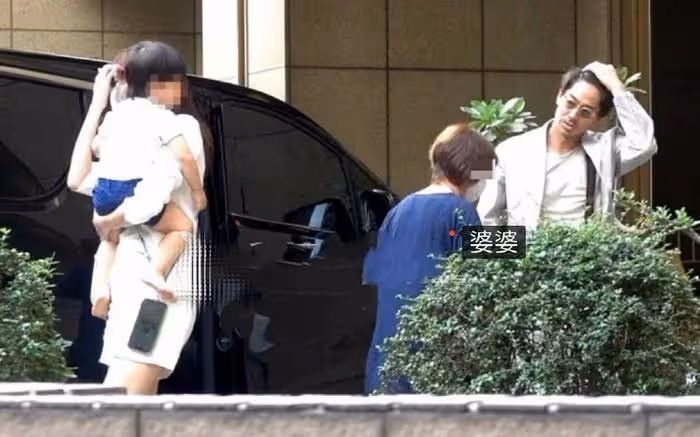 林志玲一家三口同框首曝光,1歲混血兒子帥氣可愛,婆媳相處融洽