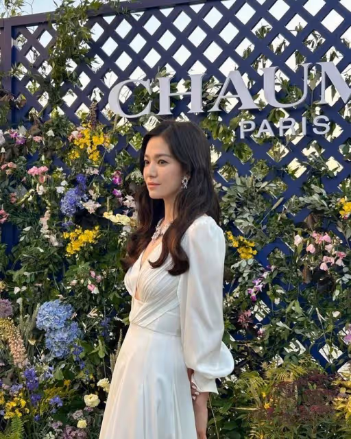 宋慧喬車銀優又同框了,16歲年齡差,他演過她兒子,曾有戀愛傳聞
