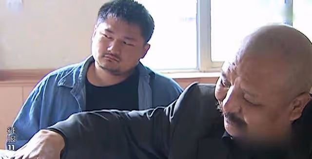 《征服》「宋老虎」扮演者馬小明患癌住院,瘦骨嶙峋身上插滿管子