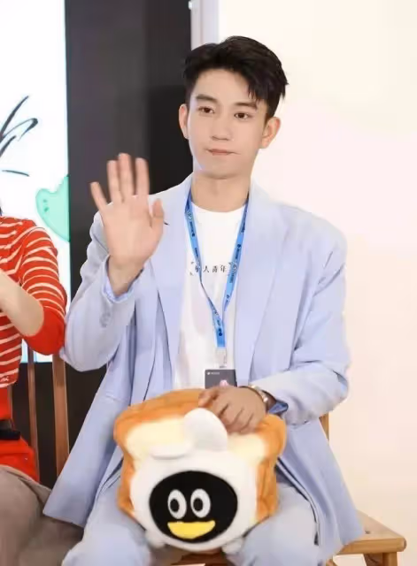 神仙夫妻or演員界的鳳凰傳奇?CP感爆棚的王子奇與王玉雯會走出螢幕嗎?