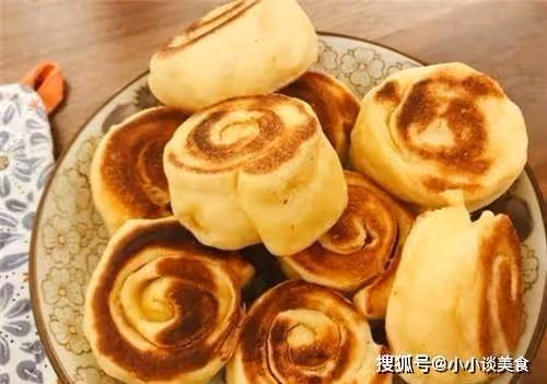 想吃麵包不用買,在家做,不用烤箱,鬆軟如棉花,放幾天都不硬~