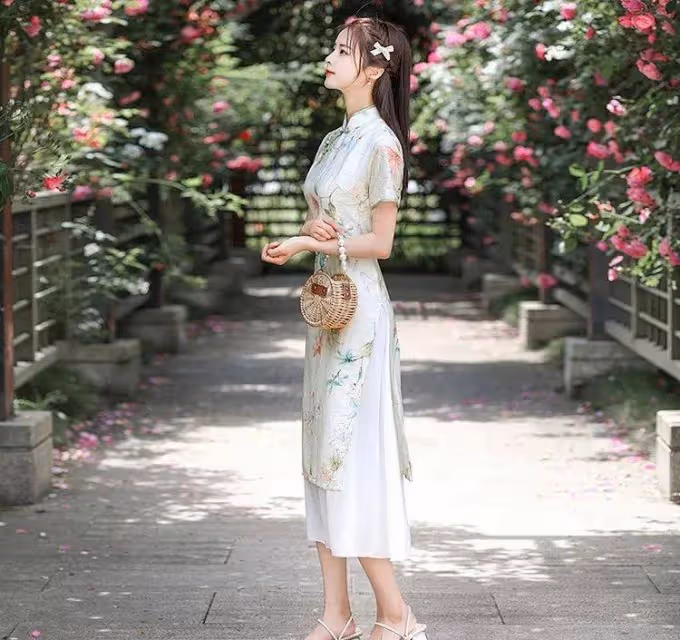 清涼一夏的改良旗袍裙，又仙又美讓人驚艷，讓人高挑曼妙格外動人