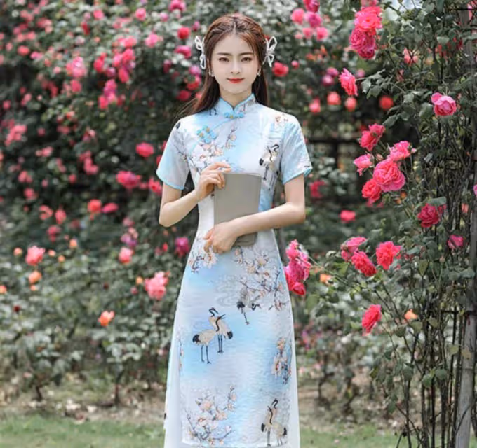 清涼一夏的改良旗袍裙，又仙又美讓人驚艷，讓人高挑曼妙格外動人