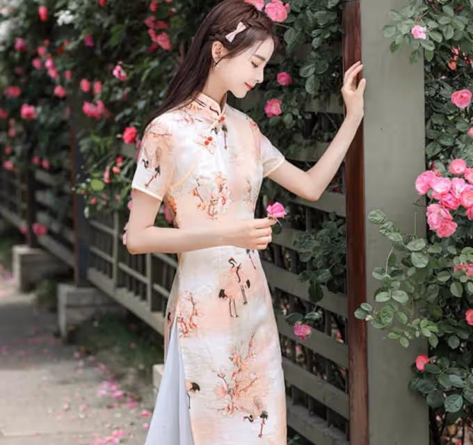 清涼一夏的改良旗袍裙，又仙又美讓人驚艷，讓人高挑曼妙格外動人