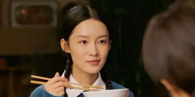 肖戰給李沁打電話借錢:我是肖春生啊,李沁的回答逗笑全場